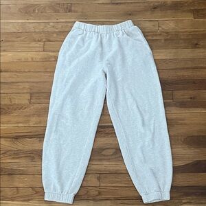 Hollister Woman’s on Light Gray Joggers